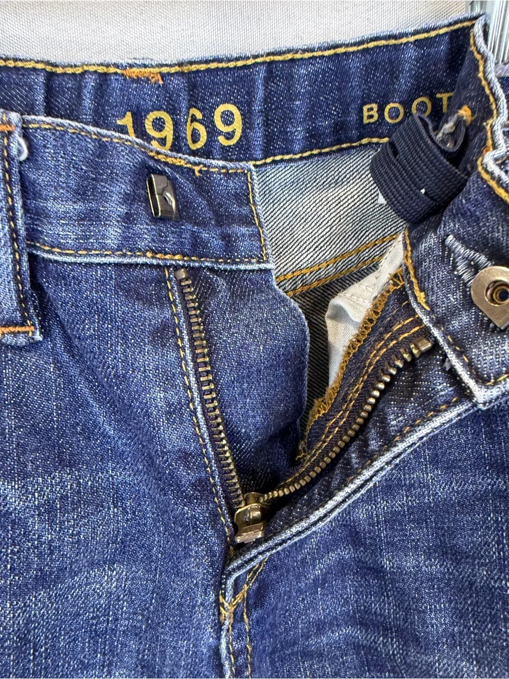 Gap 1969 Bootcut Jeans- Size 8 Regular